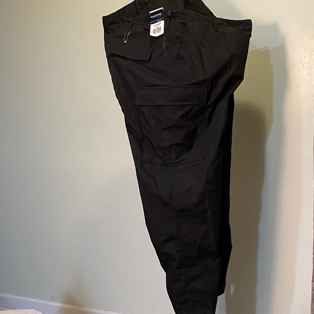 Propper Men's Dark Cargo Pants